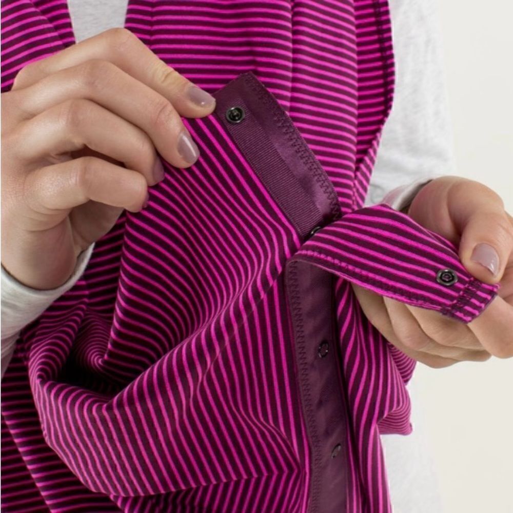 Lululemon Vinyasa Scarf Wrap Convertible Pink Stripe - Picture 6 of 6